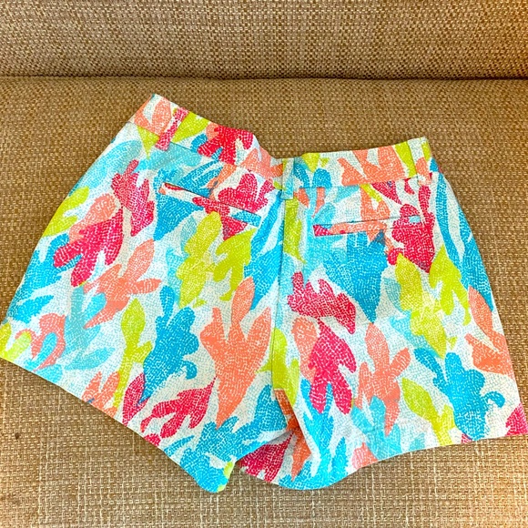 2 Pair of Ladies’ Shorts - Size 4 & 4P - Picture 3 of 5
